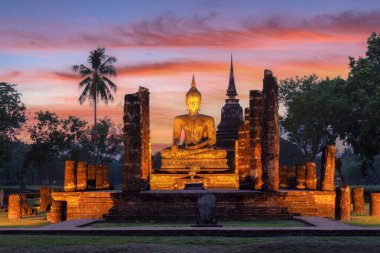 Sukhothai tarihi parkındaki Mahathat Tapınağı, Sukhothai Eyaleti, Tayland