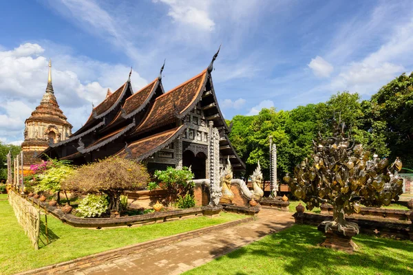Wat Lok Moli 치앙마이 마이에 아름다운 사원이다 — 스톡 사진