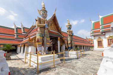 Zümrüt Buddha Tapınağı veya Wat Phra Kaew Tapınağı, Bangkok, Tayland