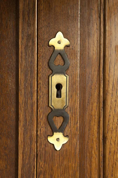 Ключ двери — стоковое фото
