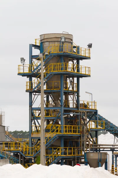 Detalhes modernos de máquinas de refinaria de sal em Portugal — Fotografia de Stock