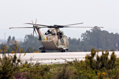 Monte real, Portekiz-Nisan 7: Portekizce hazırlama agusta westland eh-101 merlin çıkar. gerçek tezcan nato egzersiz temel n.5 monte real de katılan fap ve nato on Nisan entegre 7,201