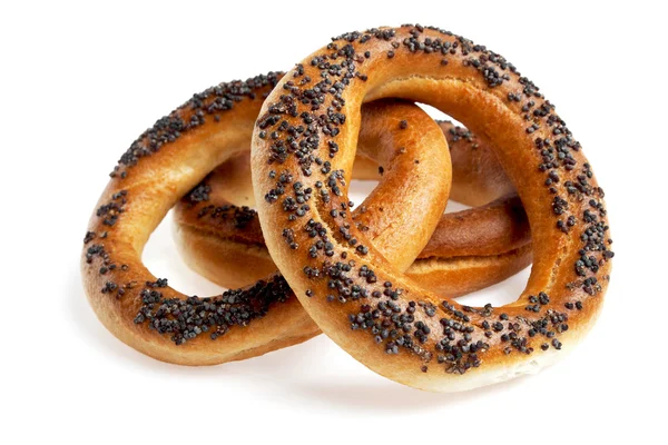 Bagels med vallmofrön isolerad på vit bakgrund — Stockfoto