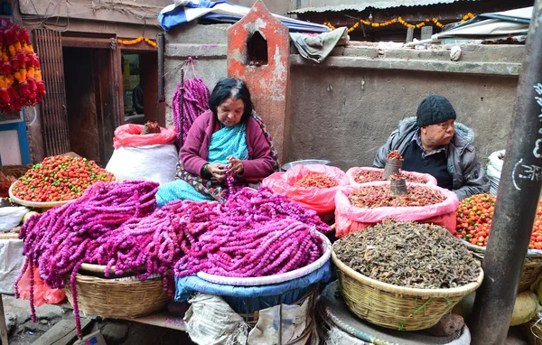 Nepál Káthmándú. pouliční obchod — Stock fotografie