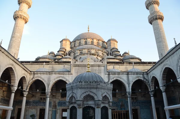 Istanbul, yeni-Moschee. — Stockfoto