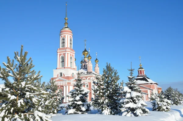 Suzdal でミハイル arhangel の教会。ロシアの金の指輪. — ストック写真