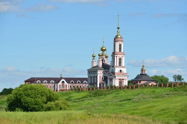 The church of Mihail Arhangel in Suzdal. Golden ring of Russia. — Stock Photo, Image