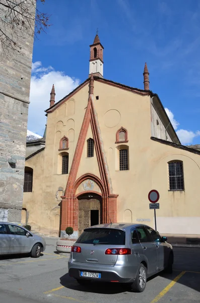 Italia, Aosta, Iglesia antigua Pedro y Urs . —  Fotos de Stock