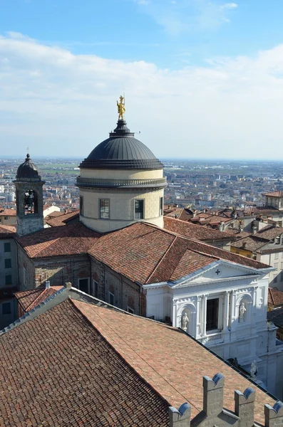 Włochy, panorama z bergamo. — Zdjęcie stockowe