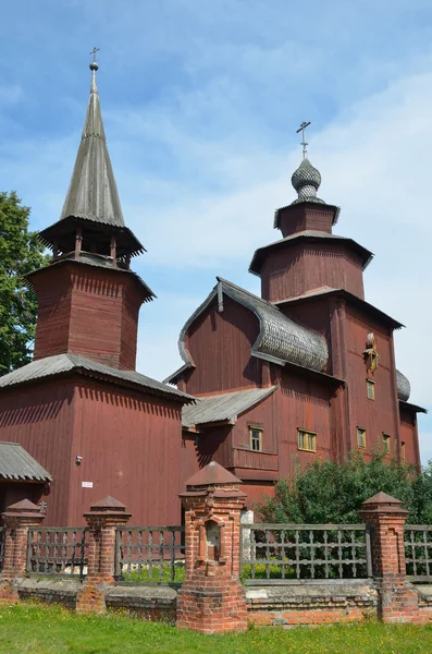 La iglesia de Ioan Bogoslov en Ishnya en Rostov. Anillo de oro de Rusia . —  Fotos de Stock