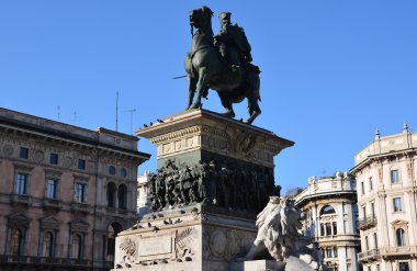 İtalya, Milano duomo Meydanı, vittorio imanuele Anıtı.