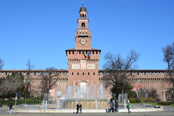 Sforzesco slott i Milano, Italien. — Stockfoto