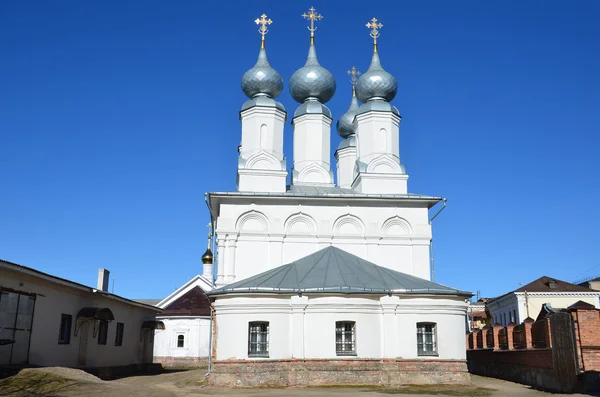 A igreja de Rojdestvenskaya em Yuryev-Polsky. Anel de ouro da Rússia . — Fotografia de Stock