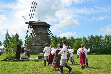 Rusya, suzdal trinity kutlama.