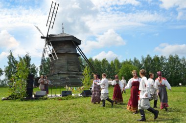 Rusya, suzdal trinity kutlama.