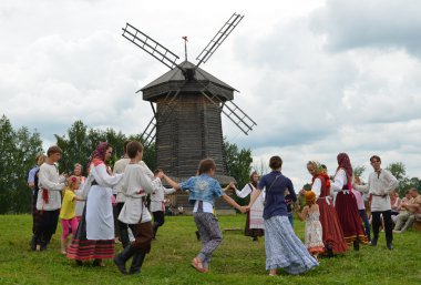 Rusya, suzdal trinity kutlama.