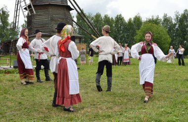 Rusya, suzdal trinity kutlama.