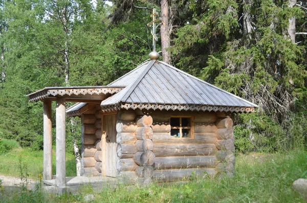 Solovki, Svyato-voznesensky skit (monastery) on Mount Sekirnaya, wooden chapel — Stock Photo, Image