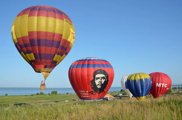 The annual Festival of ballooning Golden ring of Russia in pereslavl-Zalessky. — Stock Photo, Image
