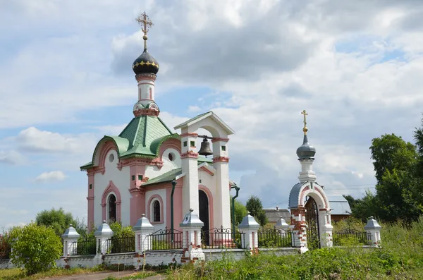 La iglesia en Veslevo, Pereslavl Zalessky, anillo de oro de Rusia . — Foto de Stock