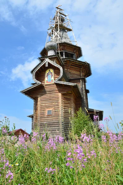 Sergievskaya Kościół w pobliżu miejscowości vzglyadnevo, powiat sergiyev posad, Moskwa region — Zdjęcie stockowe