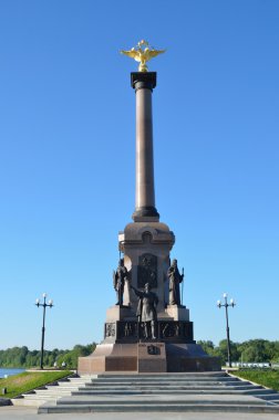 Yaroslavl 1000 yıldönümü Anıtı