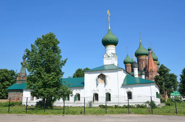 Ярославль, Церковь Матери Божией из Тихвина, 17 век — стоковое фото