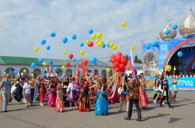 Kostroma, şehir günü, susaninskaya Meydanı.