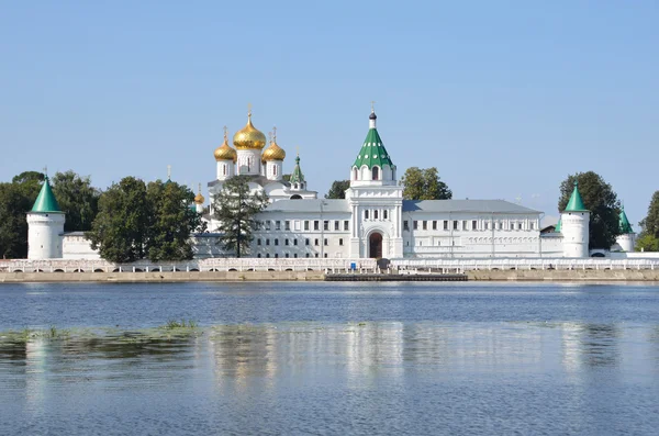 Manastırda kostroma, Rusya'nın altın yüzük ipatievsky. — Stok fotoğraf