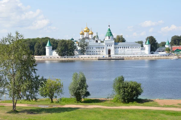 Klasztor ipatievsky w kostroma, złoty pierścień Rosji. — Zdjęcie stockowe