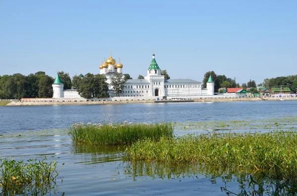 Klasztor ipatievsky w kostroma, złoty pierścień Rosji. — Zdjęcie stockowe