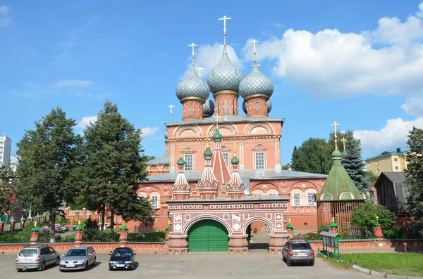 Kostroma, Kościół Zmartwychwstania Pańskiego (voskreseniya) na debra, w. 17 — Zdjęcie stockowe