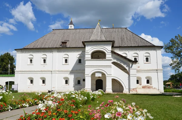 Ryazan Cremlino, Palazzo Oleg (Casa Vescovile), Museo storico-archeologico "archivio antico " — Foto Stock