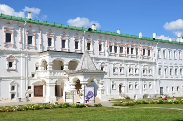 Ryazan Kremlin, Oleg Palace (Casa do Bispo), arquivo antigo do Museu Histórico-Arqueológico " — Fotografia de Stock