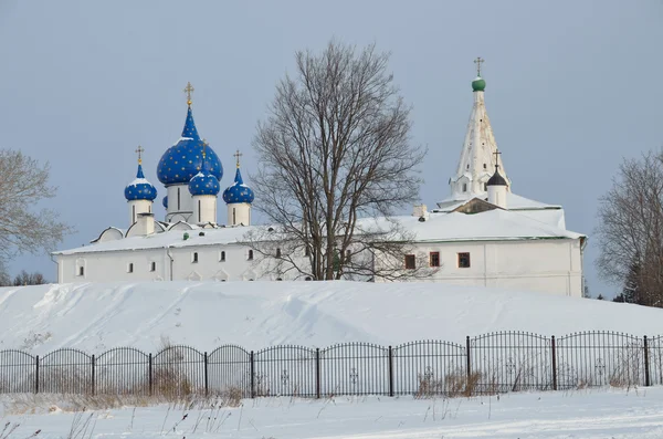 Suzdal Kreml v zimě, zlatý prsten Ruska — Stock fotografie