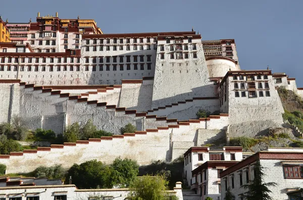 Tybet, Pałac potala w Lhasie, siedziby Dalaj Lamów — Zdjęcie stockowe