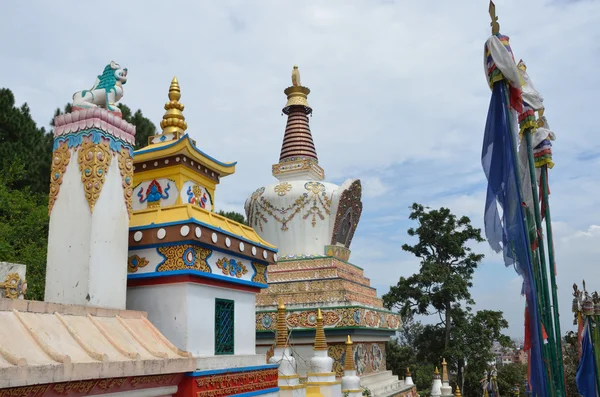 Nepál, kathmandu, malé stúp araund svoyambu hill — Stock fotografie