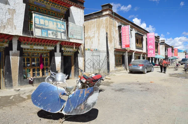 Città di Tingri, Tibet, 4250 metri sul livello del mare — Foto Stock