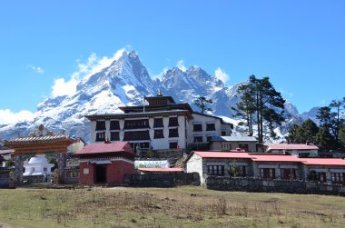 Nepal, Himalayalar, Budist manastırda Tienboche Köyü