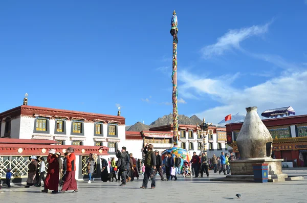 Ancienne place à Lhassa, Tibet — Photo