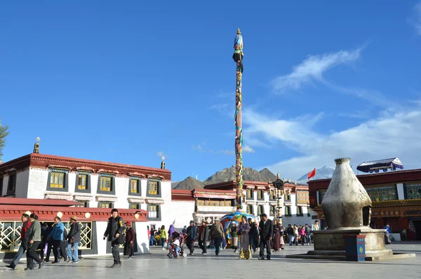 西藏自治区拉萨市第一座佛寺在西藏大昭寺 — 图库照片