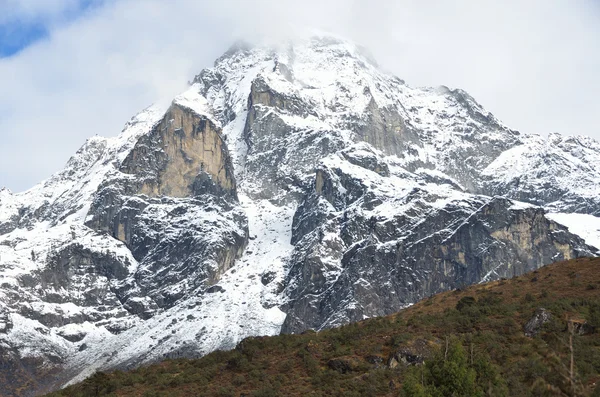 Nepal, Himalaje, góry Khumbila, 5761 metrów nad poziomem morza — Zdjęcie stockowe