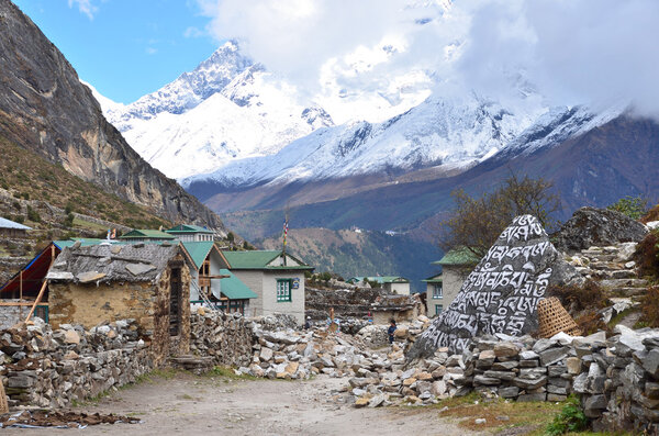 Непал, Гималаи, деревня Кумджунг
.