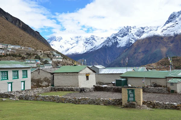 Nepal, Himalayalar, köy kumjung. — Stok fotoğraf