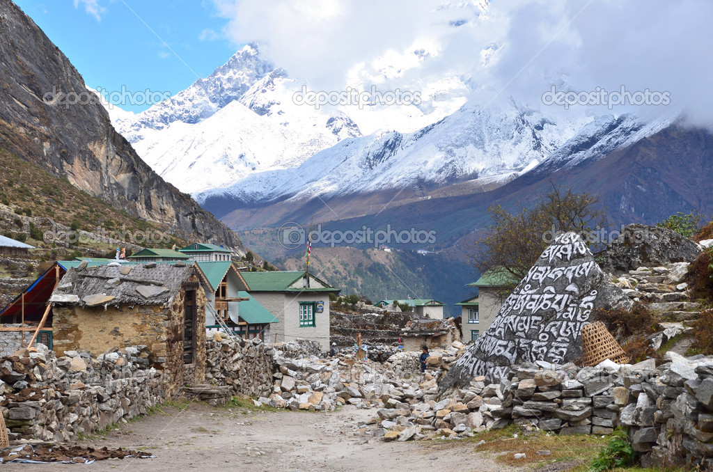 Nepal, the Himalayas, village Kumjung. — Stock Photo © irinabal18 #36108199