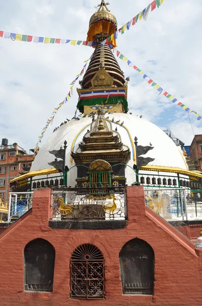 Nepal, kathmandu, oude boeddhistische stoepa in historisch centrum — Stockfoto