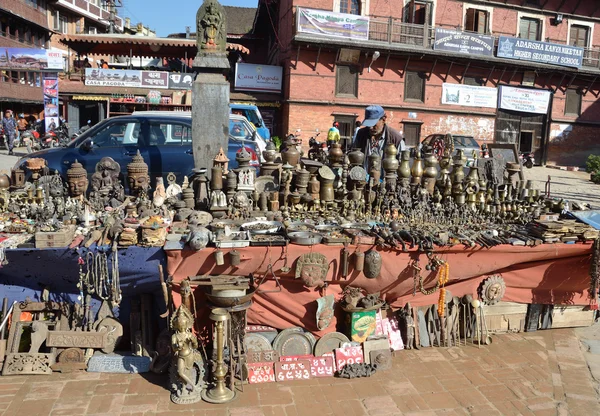 Népal, Patan, le centre historique, le commerce des souvenirs — Photo
