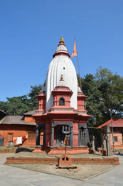 Kathmandu, nepal, Pashupatinath Crematie, Nepal, een hindoe tempel op de heuvel — Stockfoto