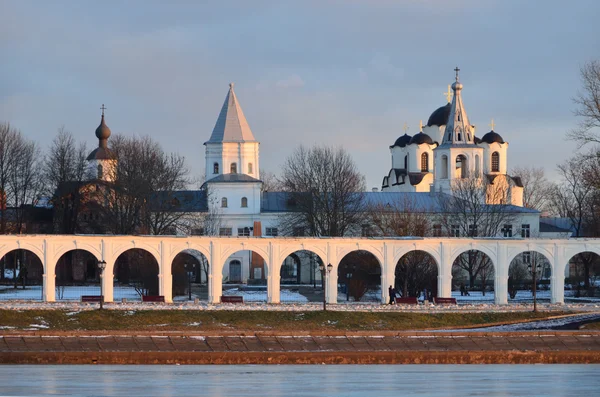 Rusko, novgorod, Jaroslavova dvůr v zimě — Stock fotografie