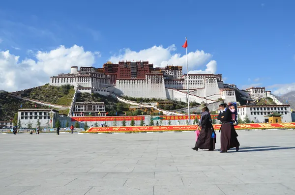 Tibet, Lhasa, Potala palace. — Stock Photo, Image